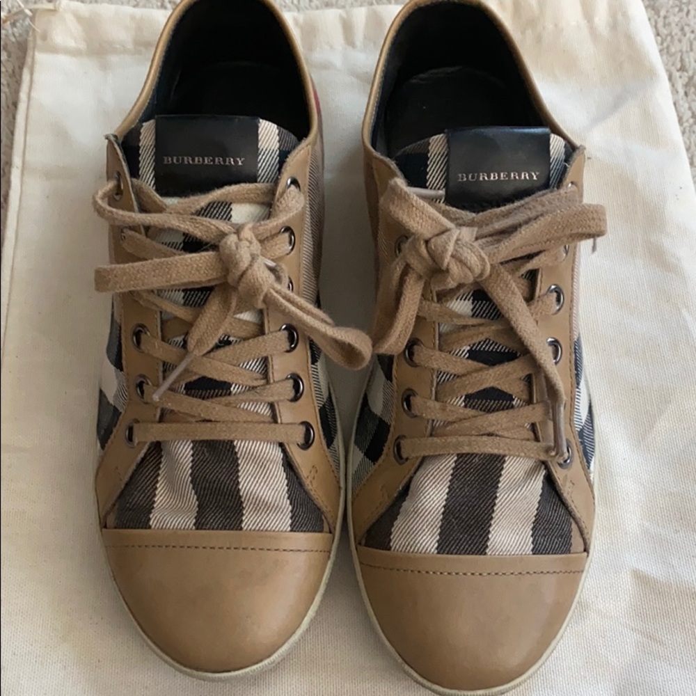 Burberry sneakers authentic